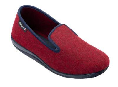 Un chausson rouge pour homme