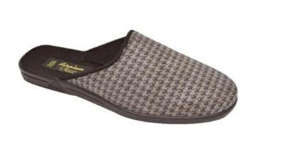Une mule marron pour homme